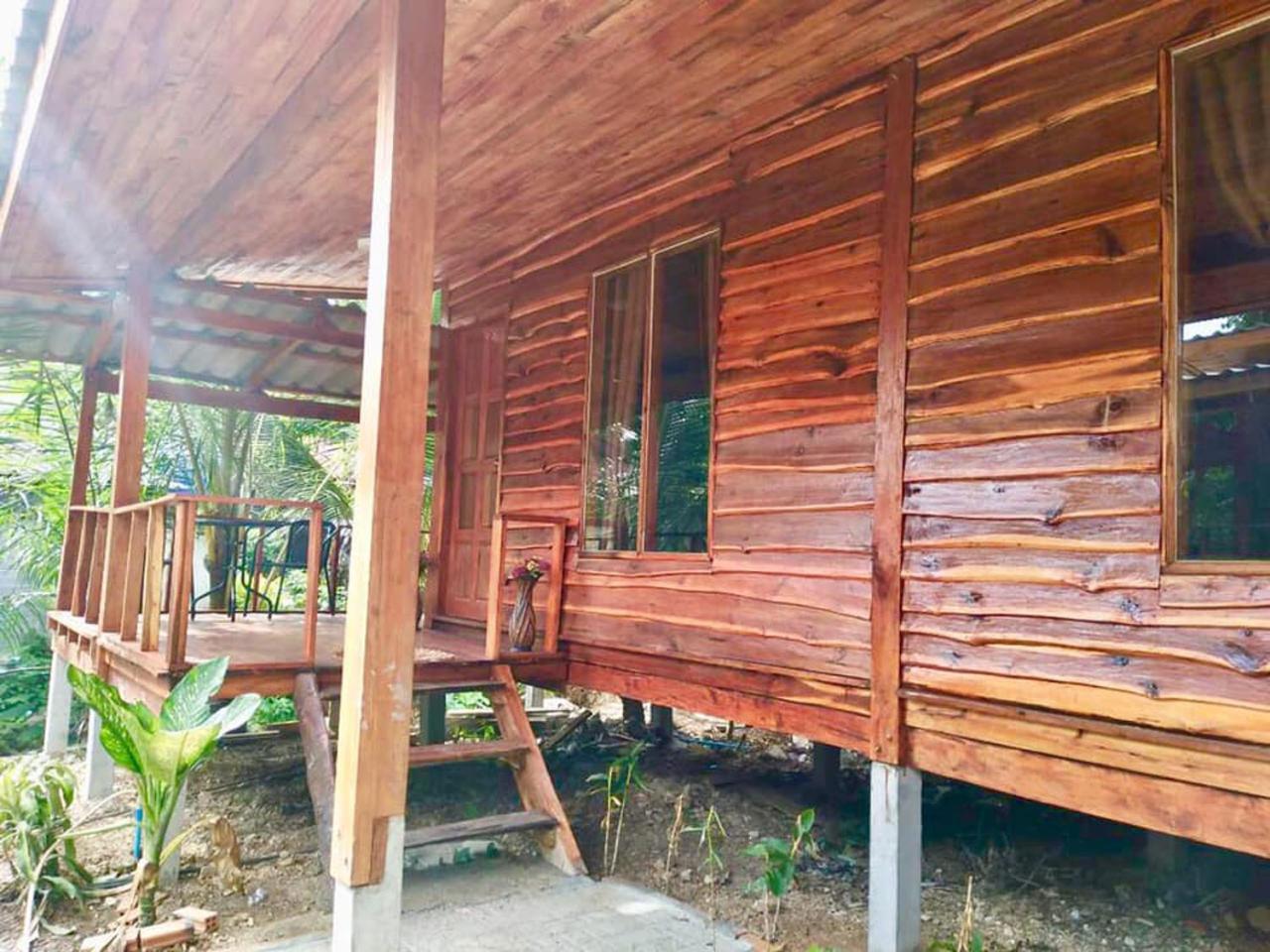 ホテル Lanta A Toi House Ko Lanta エクステリア 写真