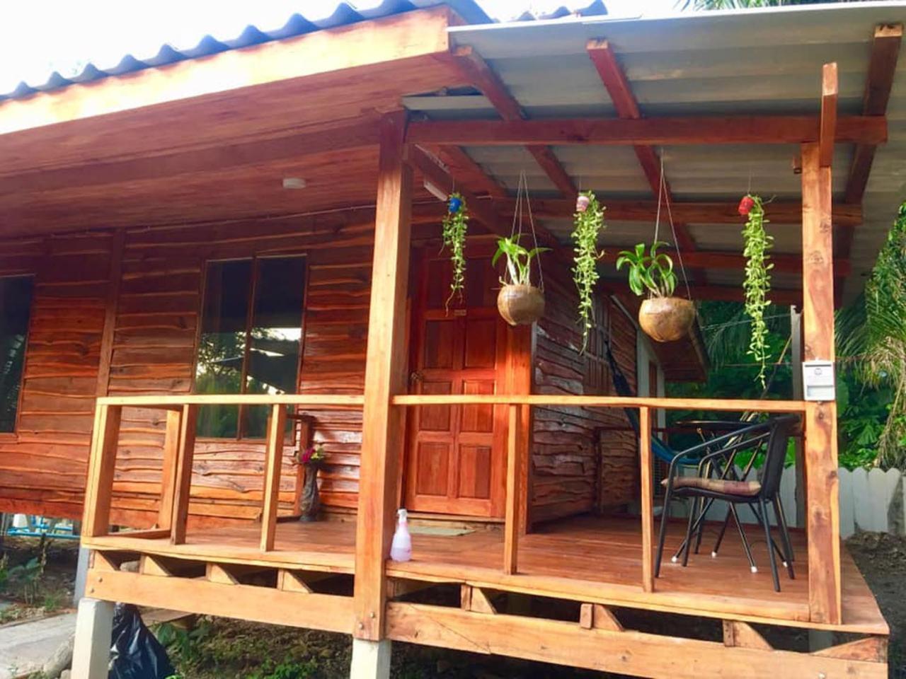 ホテル Lanta A Toi House Ko Lanta エクステリア 写真