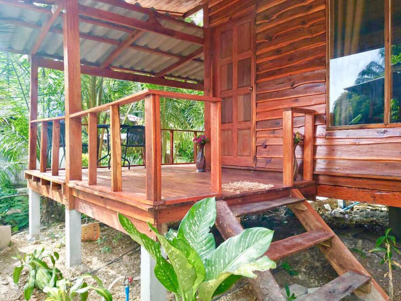 ホテル Lanta A Toi House Ko Lanta エクステリア 写真